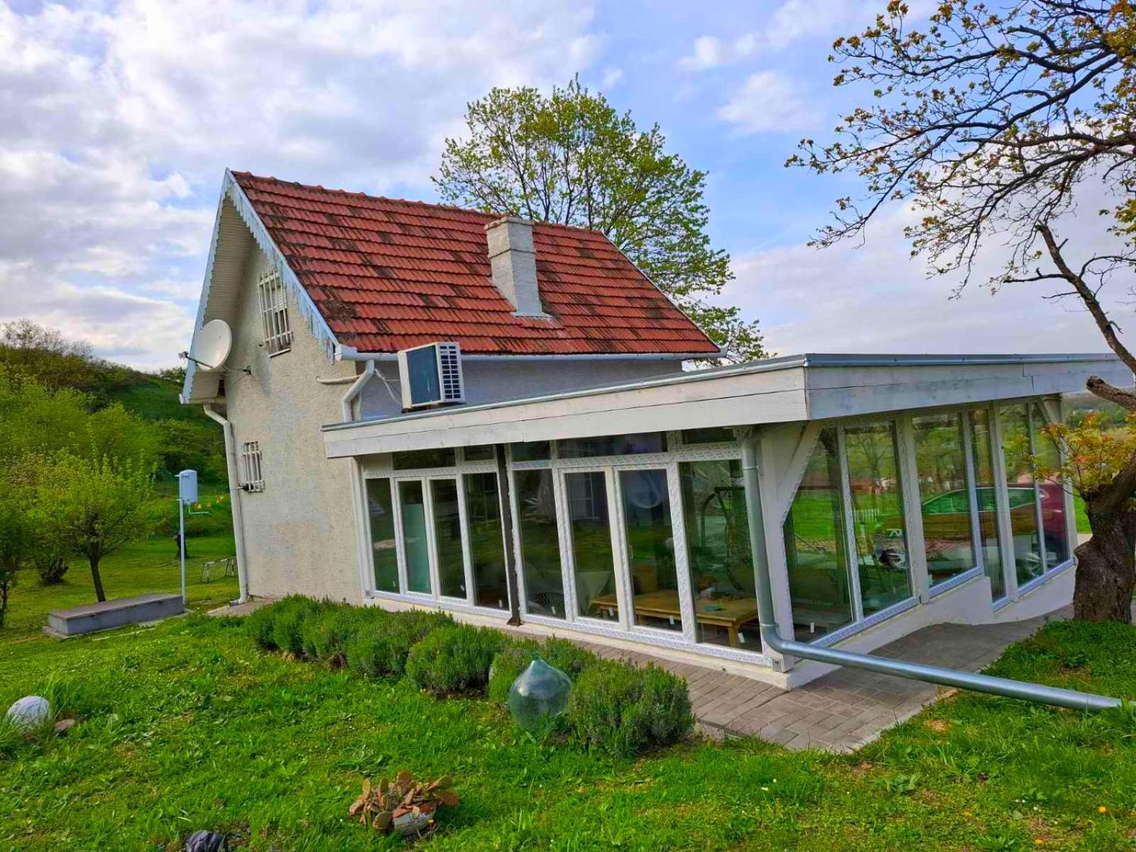 Honey Hill Apartment Fruska Gora Cerevic Buitenkant foto